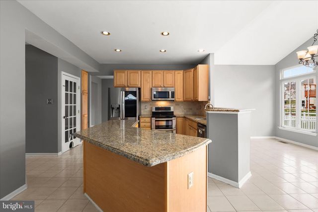 1203 KINGSBRIDGE TER, Mount Airy, MD 21771