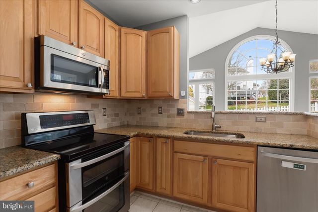 1203 KINGSBRIDGE TER, Mount Airy, MD 21771