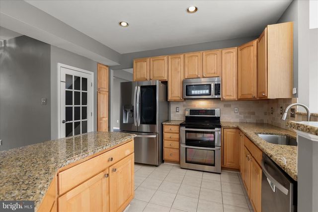 1203 KINGSBRIDGE TER, Mount Airy, MD 21771