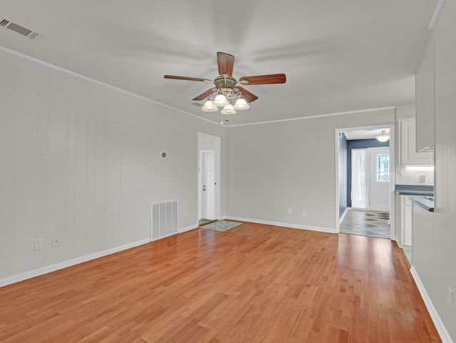 40 Sharilyn Drive, Shalimar, FL 32579