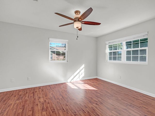 40 Sharilyn Drive, Shalimar, FL 32579