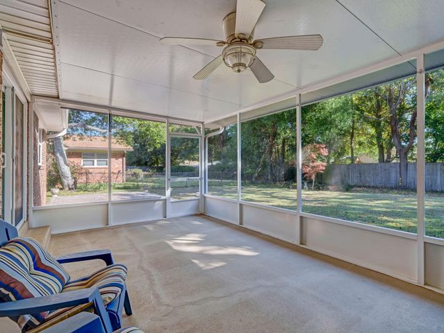 40 Sharilyn Drive, Shalimar, FL 32579