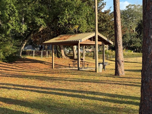 40 Sharilyn Drive, Shalimar, FL 32579