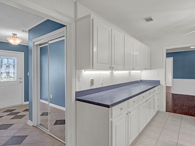 40 Sharilyn Drive, Shalimar, FL 32579