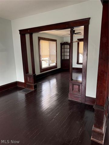 3704 Walton Avenue, Cleveland, OH 44113