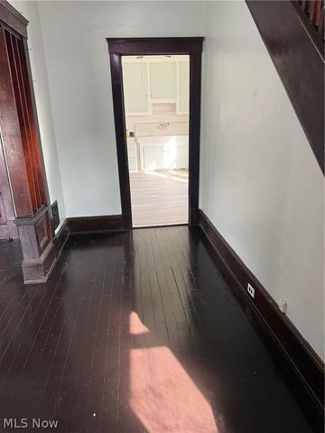 3704 Walton Avenue, Cleveland, OH 44113