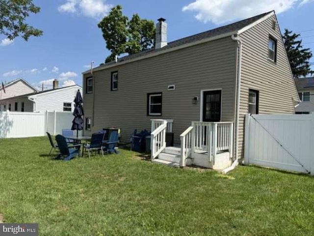54 MERILINE AVE, Lawrence Township, NJ 08648