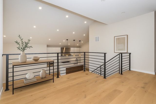 62 Evelyn Road, Needham, MA 02494