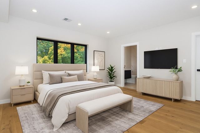 62 Evelyn Road, Needham, MA 02494