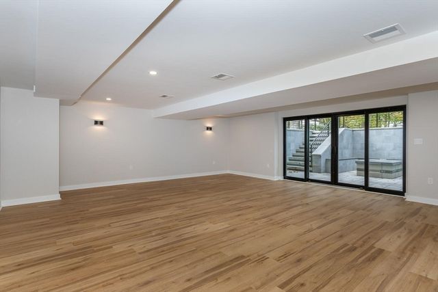 62 Evelyn Road, Needham, MA 02494