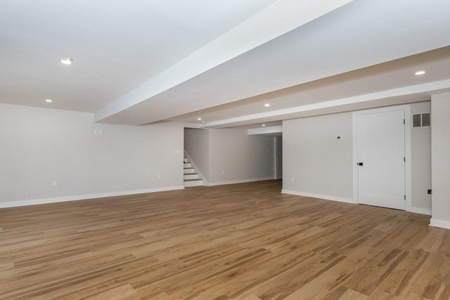 62 Evelyn Road, Needham, MA 02494