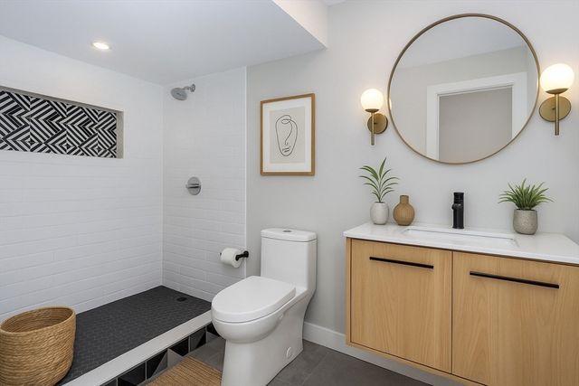 62 Evelyn Road, Needham, MA 02494