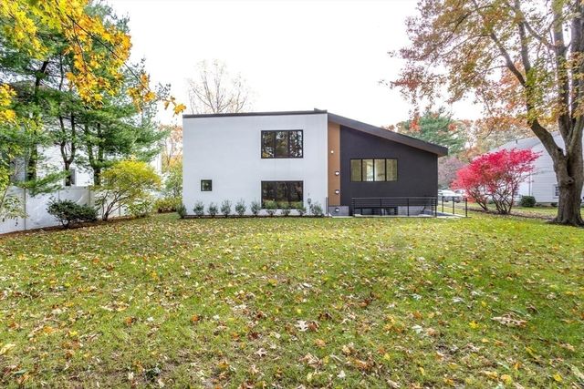 62 Evelyn Road, Needham, MA 02494