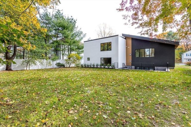 62 Evelyn Road, Needham, MA 02494