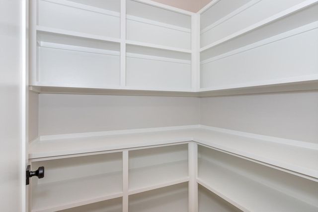 62 Evelyn Road, Needham, MA 02494