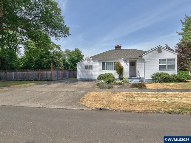 1035 NE Ford St, Mcminnville, OR 97128