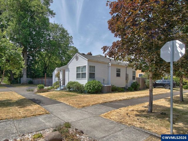 1035 NE Ford St, Mcminnville, OR 97128