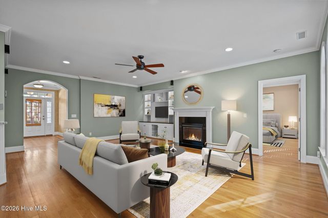 4800 Wedgefield Drive, Wilmington, NC 28409