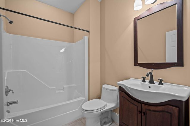 4800 Wedgefield Drive, Wilmington, NC 28409