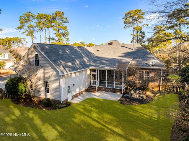 4800 Wedgefield Drive, Wilmington, NC 28409