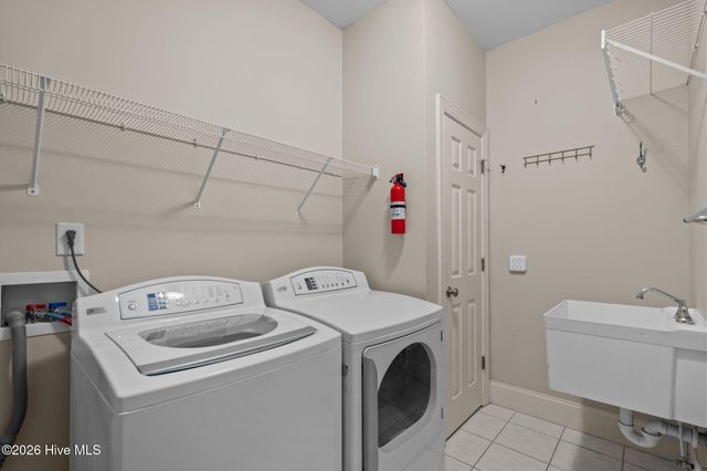 4800 Wedgefield Drive, Wilmington, NC 28409