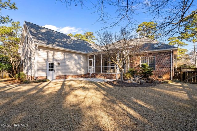 4800 Wedgefield Drive, Wilmington, NC 28409