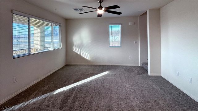 7030 Skyline Blue Street, North Las Vegas, NV 89086