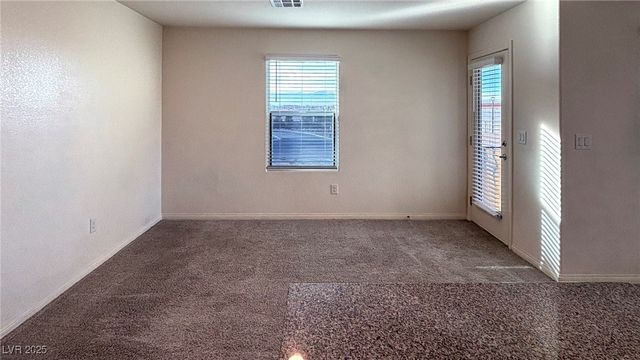 7030 Skyline Blue Street, North Las Vegas, NV 89086