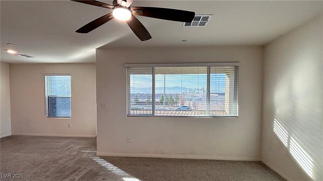 7030 Skyline Blue Street, North Las Vegas, NV 89086