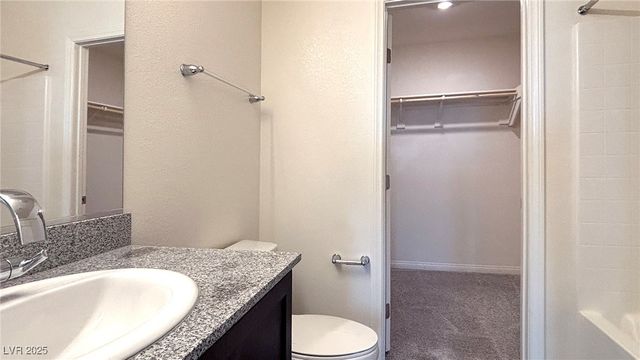 7030 Skyline Blue Street, North Las Vegas, NV 89086