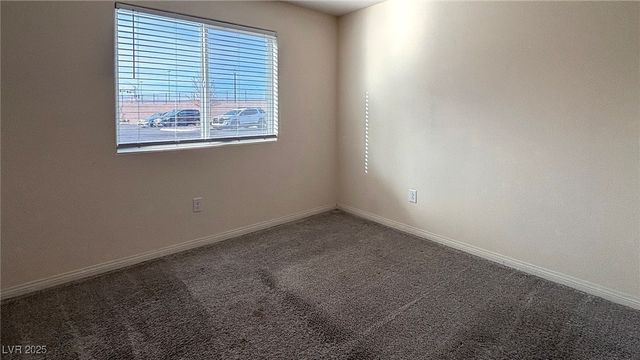 7030 Skyline Blue Street, North Las Vegas, NV 89086