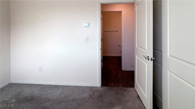 7030 Skyline Blue Street, North Las Vegas, NV 89086