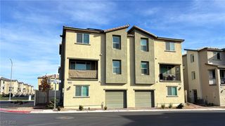 7030 Skyline Blue Street, North Las Vegas, NV 89086