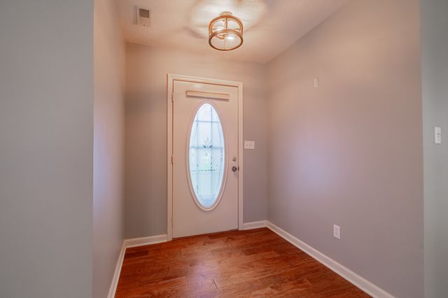 218 Susie Dr, Winchester, TN 37398