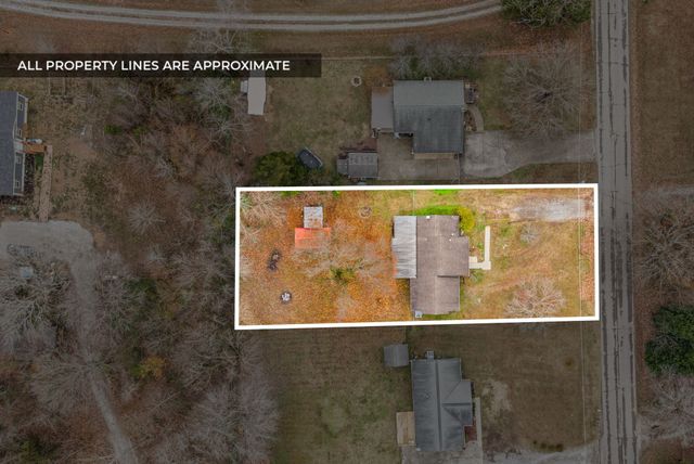 1272 Taylor Town Rd, White Bluff, TN 37187