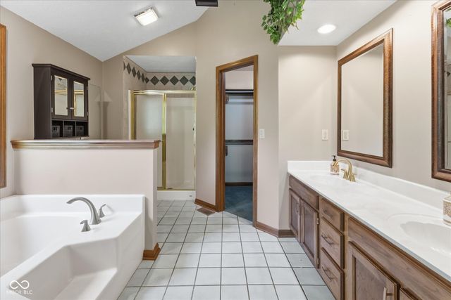 6687 Juliet Drive, Avon, IN 46123
