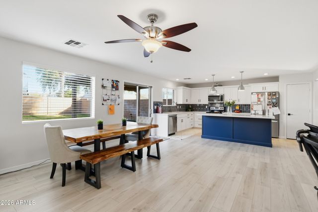 39539 N DUSTY Drive, San Tan Valley, AZ 85140