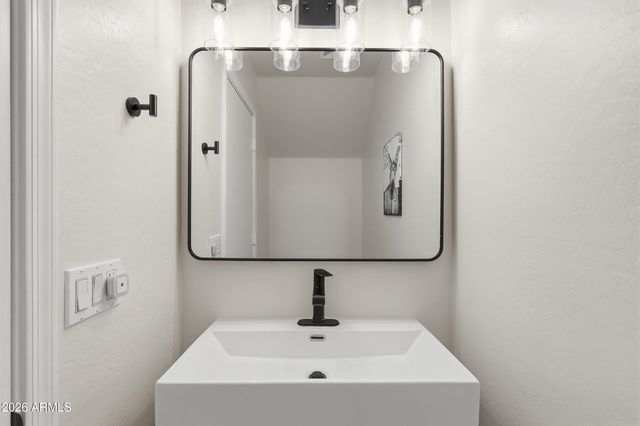 39539 N DUSTY Drive, San Tan Valley, AZ 85140