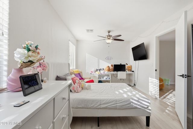 39539 N DUSTY Drive, San Tan Valley, AZ 85140