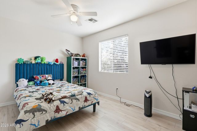 39539 N DUSTY Drive, San Tan Valley, AZ 85140