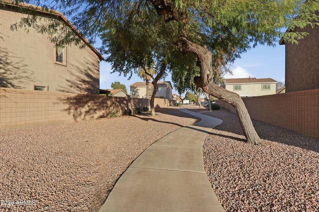 39539 N DUSTY Drive, San Tan Valley, AZ 85140