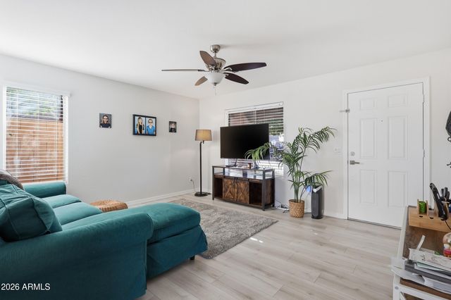 39539 N DUSTY Drive, San Tan Valley, AZ 85140