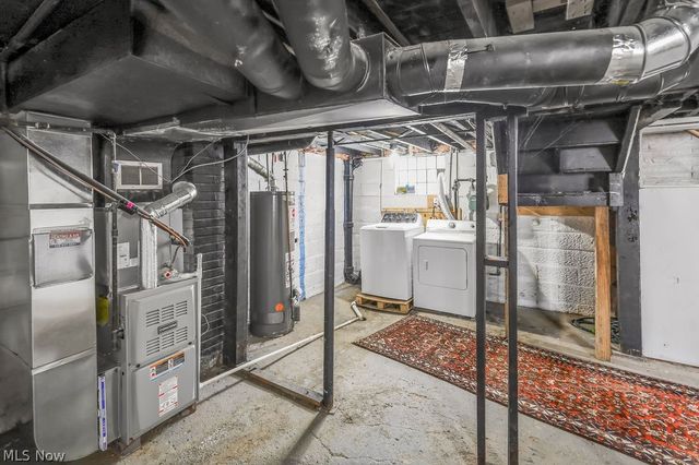 584 Evans Avenue, Akron, OH 44310