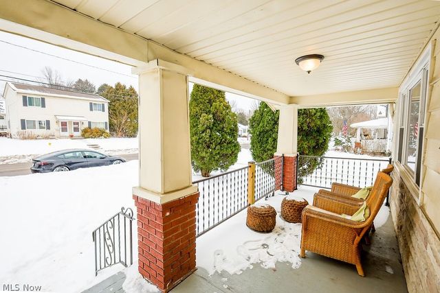 584 Evans Avenue, Akron, OH 44310