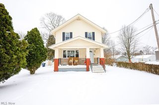 584 Evans Avenue, Akron, OH 44310