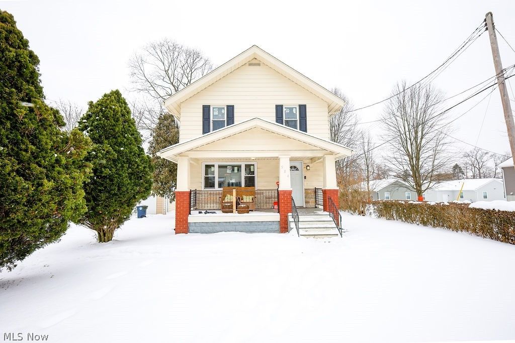 584 Evans Avenue, Akron, OH 44310