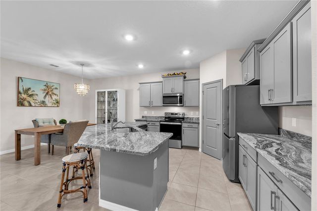 32313 LEXINGTON STREET, Wesley Chapel, FL 33543