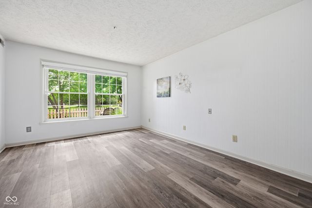 7601 Newport Bay Drive 110, Indianapolis, IN 46240