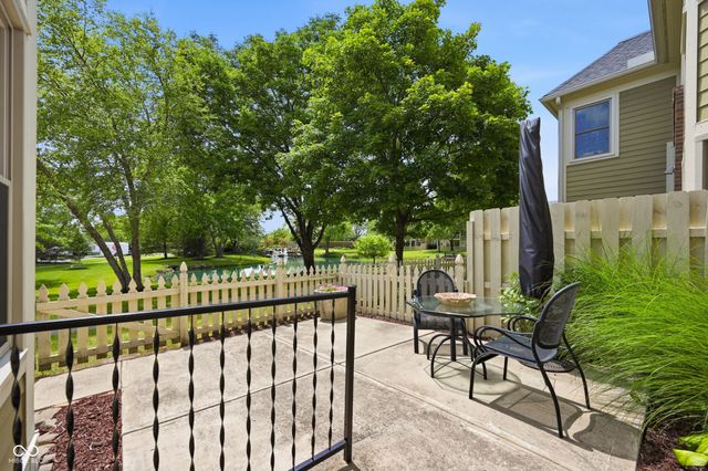 7601 Newport Bay Drive 110, Indianapolis, IN 46240