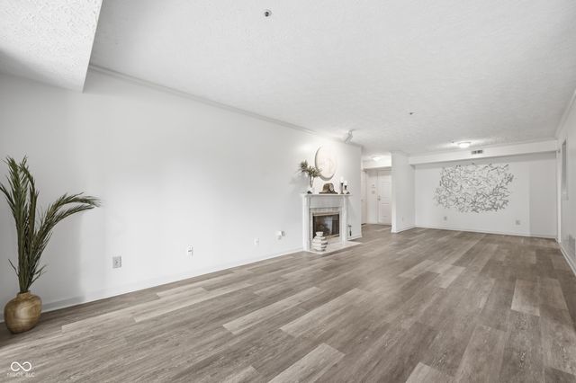 7601 Newport Bay Drive 110, Indianapolis, IN 46240